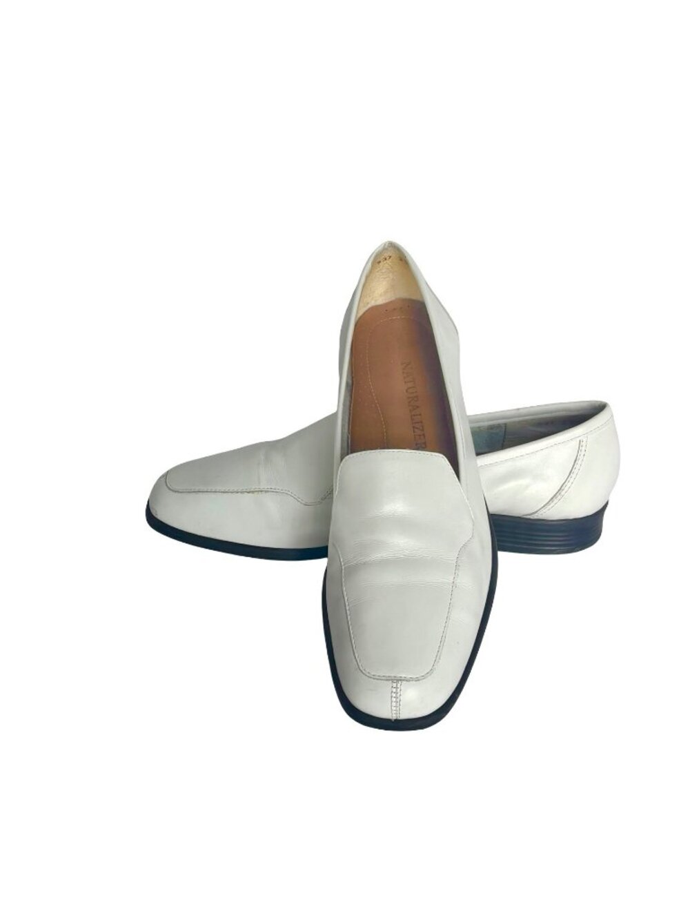 Naturalizer White Leather Slip On Shoes 9 Narrow (AA, N)